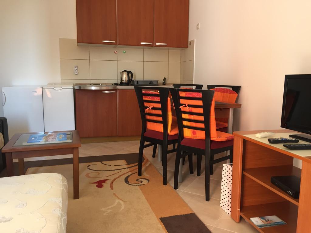 Apartments Ivan Petrovac 外观 照片